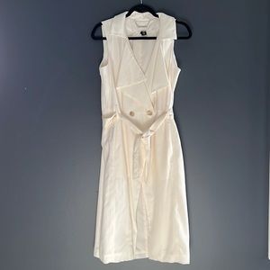 White House Black Market Sleeveless Double-Breasted Topper